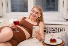 Datingul online nu mai e tabu: iata de ce site-urile de matrimoniale sunt din nou in trend